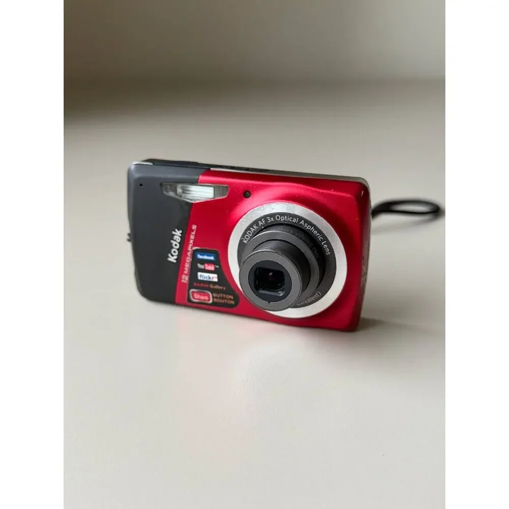 Kodak EasyShare M530 12MP 3x Zoom Digital y2k Camera Red Digicam 2000s WORKS